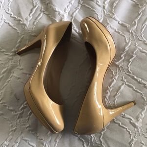 Vince Camuto pumps